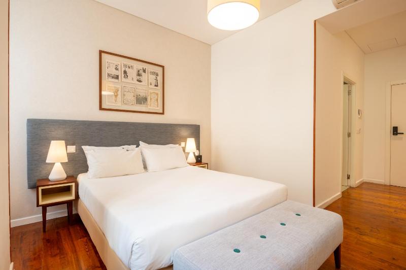 Bica FLH Suites - image 16