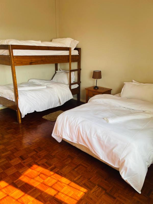 Januario Maputo - image 8