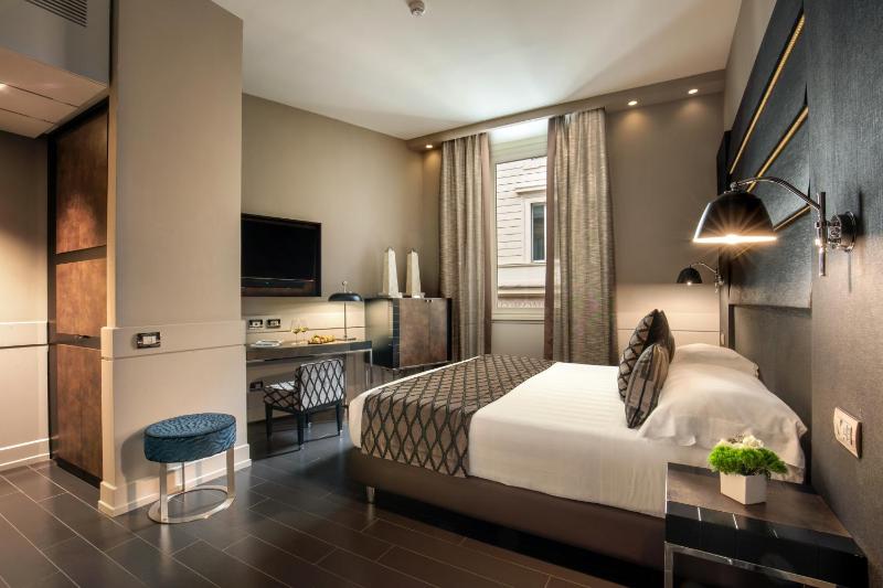 Superior Double or Twin Room image 1