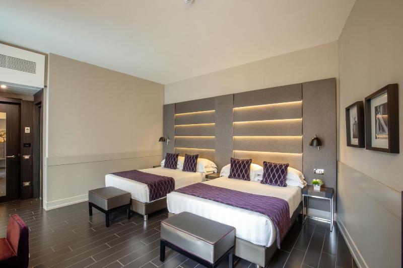 Junior Suite image 1