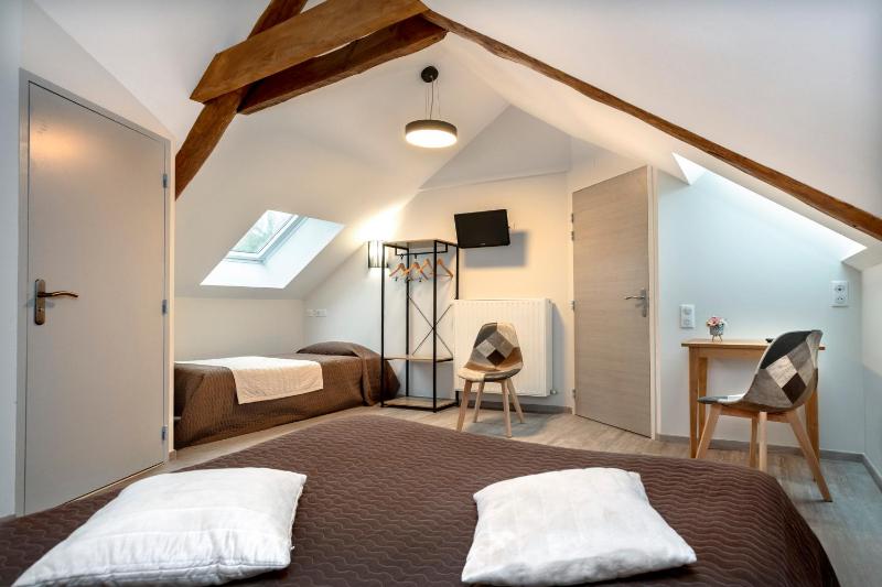 Comfort Triple Room image 1