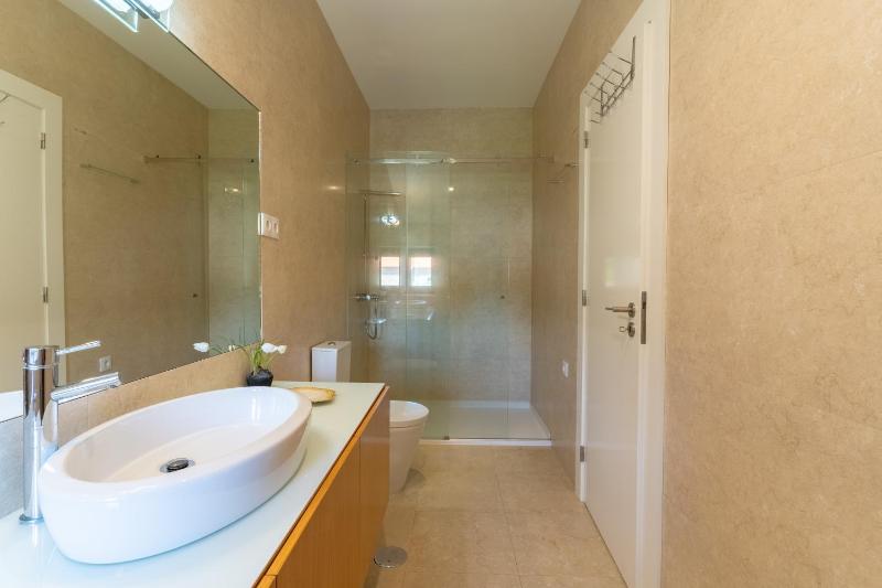 Three-Bedroom Villa image 2