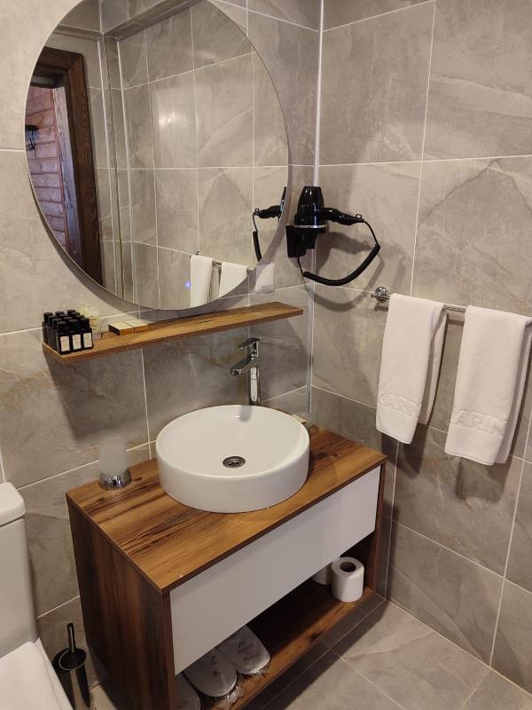 Two-Bedroom Suite image 3