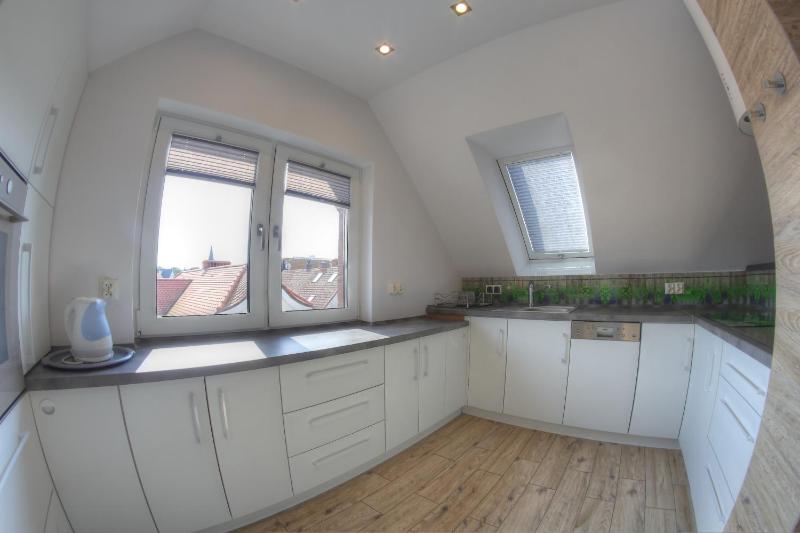 One-Bedroom Apartment image 3
