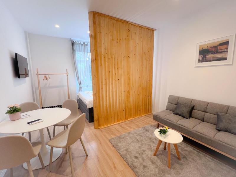 Apartman No. 2 Images
