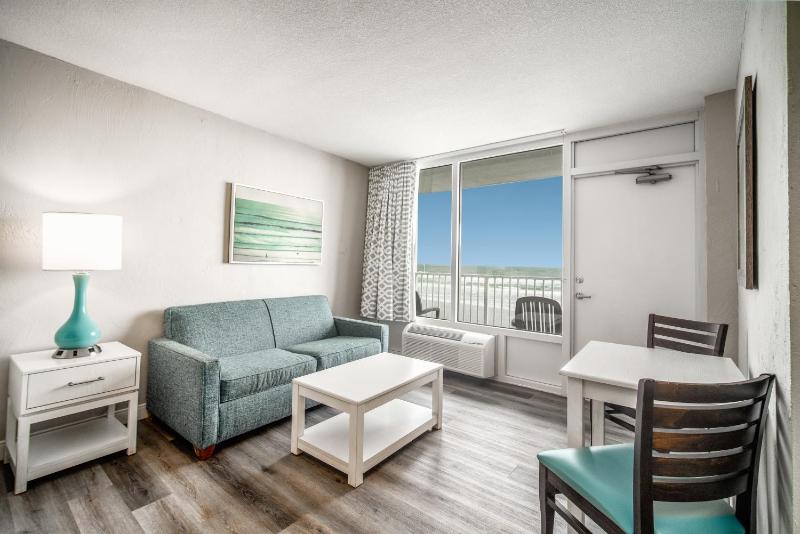 Perry's Ocean-Edge Resort - image 35