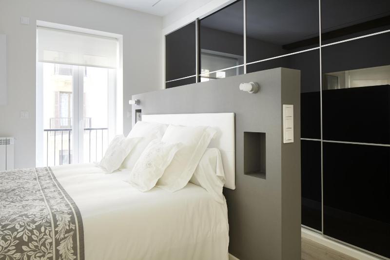 Zurriola Zinema by FeelFree Rentals - image 13