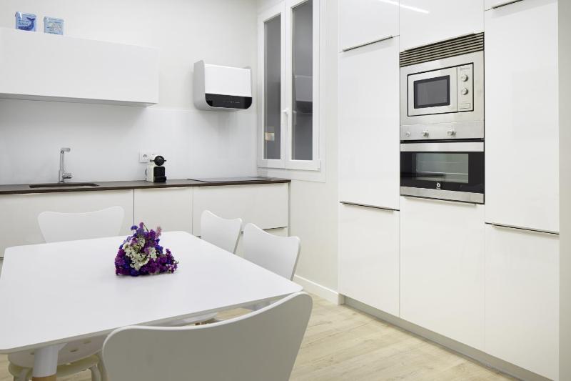Zurriola Zinema by FeelFree Rentals - image 15