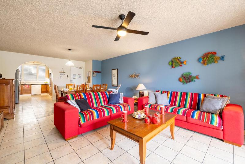 14 The Dunes large unit with pool tennis court and directly across from Fingal beach - image 23