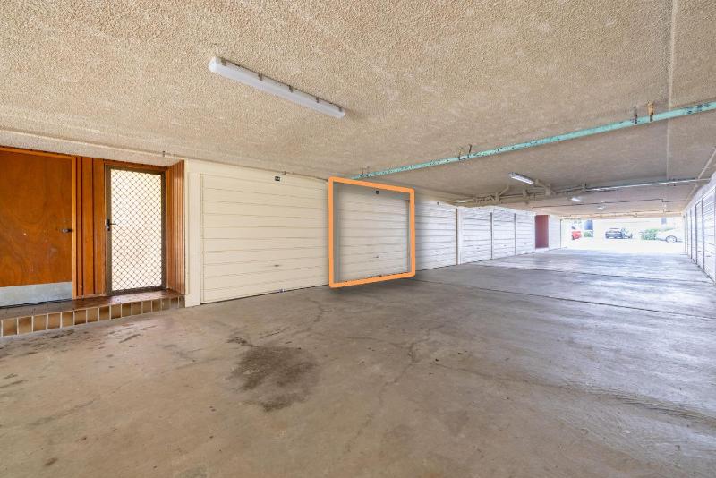 14 The Dunes large unit with pool tennis court and directly across from Fingal beach - image 7