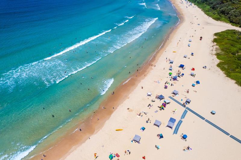 14 The Dunes large unit with pool tennis court and directly across from Fingal beach - image 26