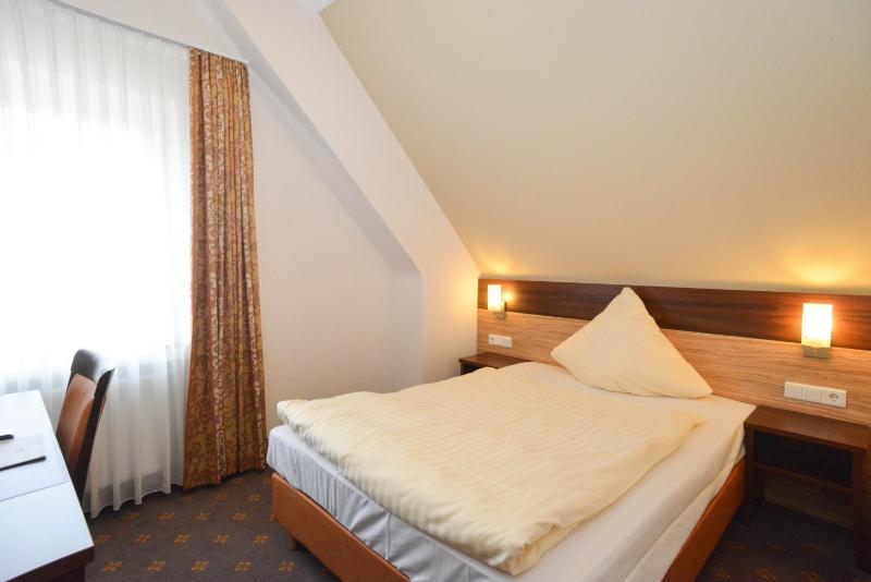 Comfort Single Room image 1