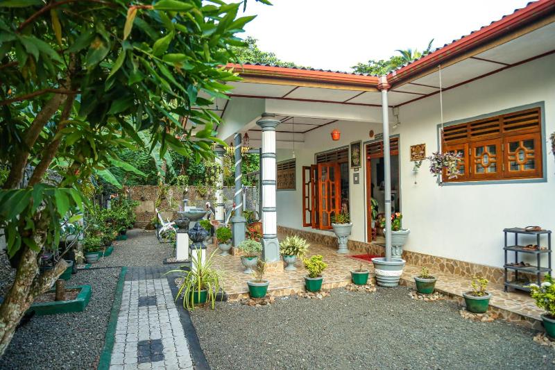 Villa Tranquil Hikkaduwa - image 11