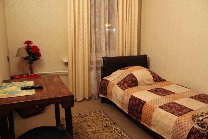Single Room with Shower image 1