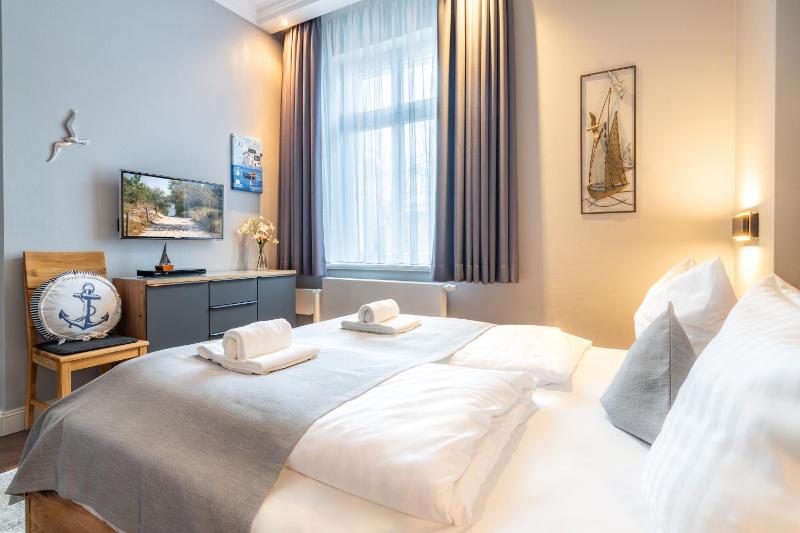Two-Bedroom Apartment with Terrace image 1
