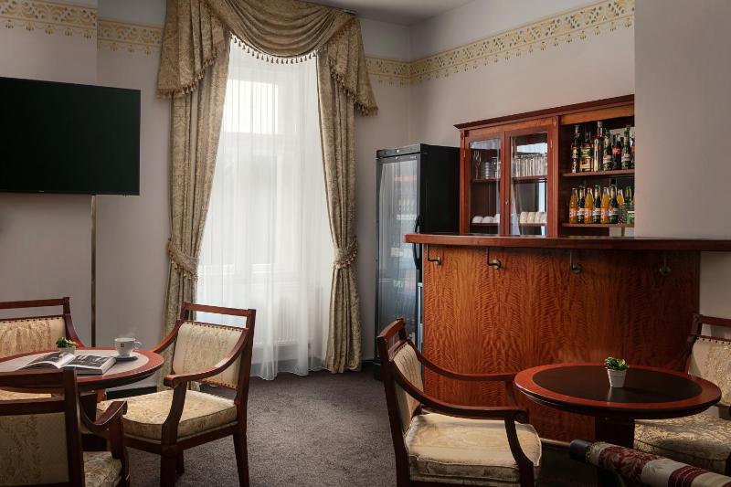 Alqush Downtown Hotel - image 16