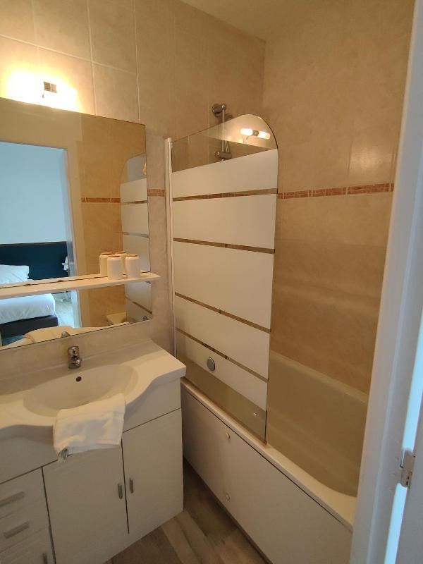 Superior Double Room with Terrace image 3