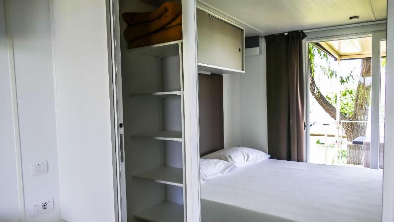 Mobile home with Lake View image 3