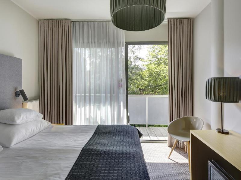 Superior Double or Twin Room image 4