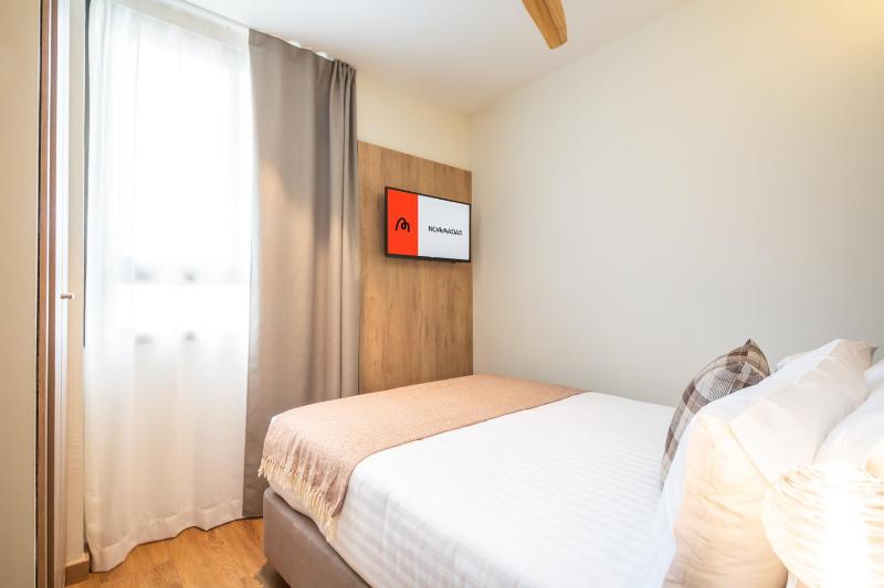 Small Double Room image 1