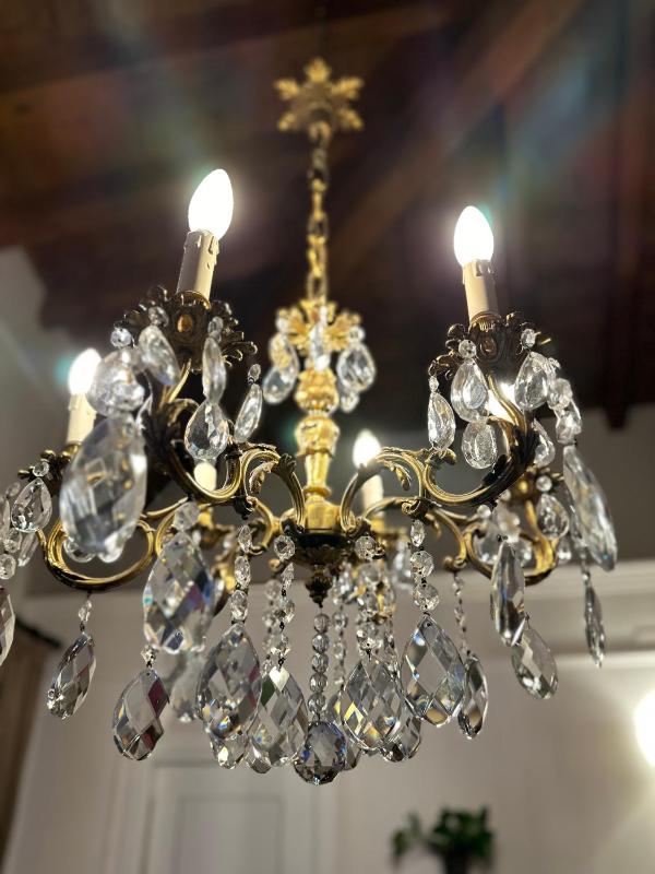 Lady Capulet Apartments - image 15