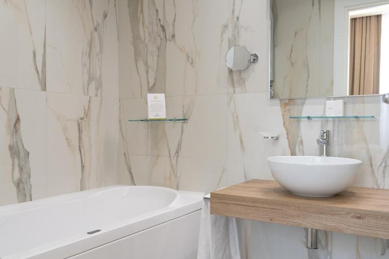 Junior Suite image 4