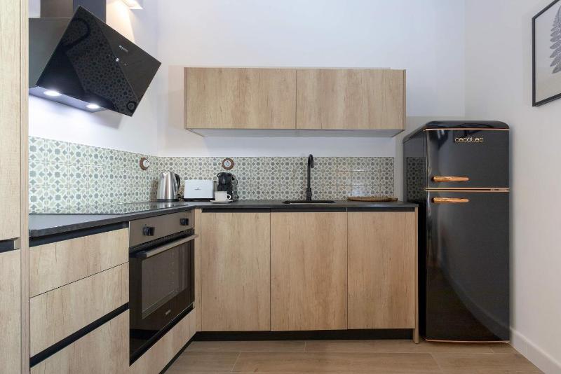 Genteel Home Horno Marina - image 10
