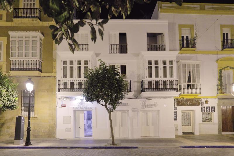 Hostal Gravina - image 33