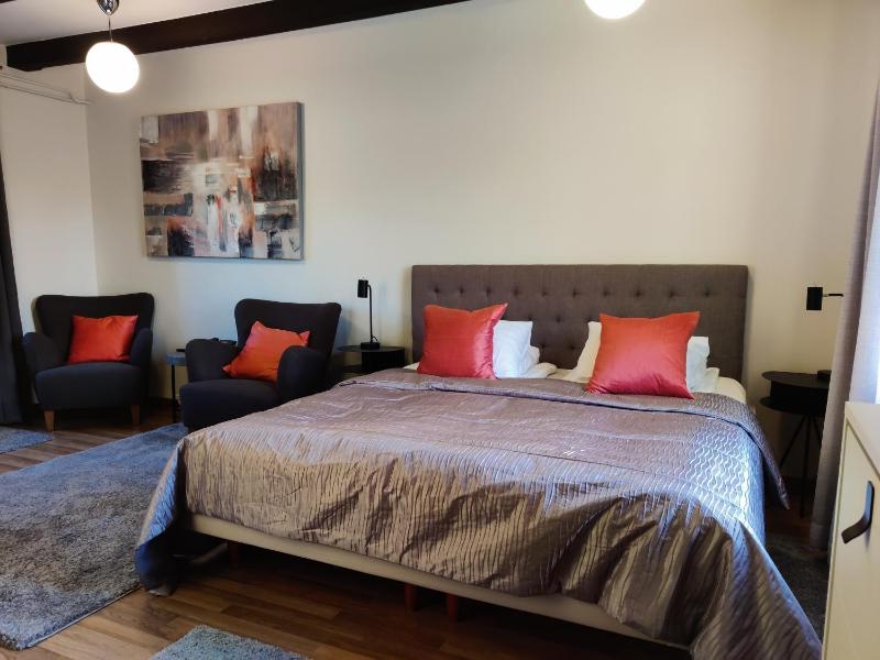 Suite image 3