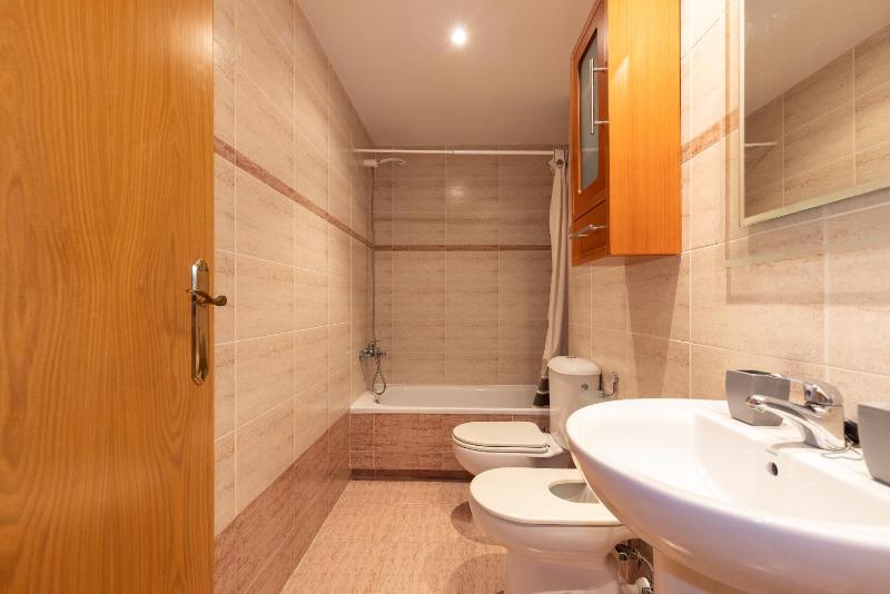 UHC GOLDEN PINEDA APARTMENTS - image 22