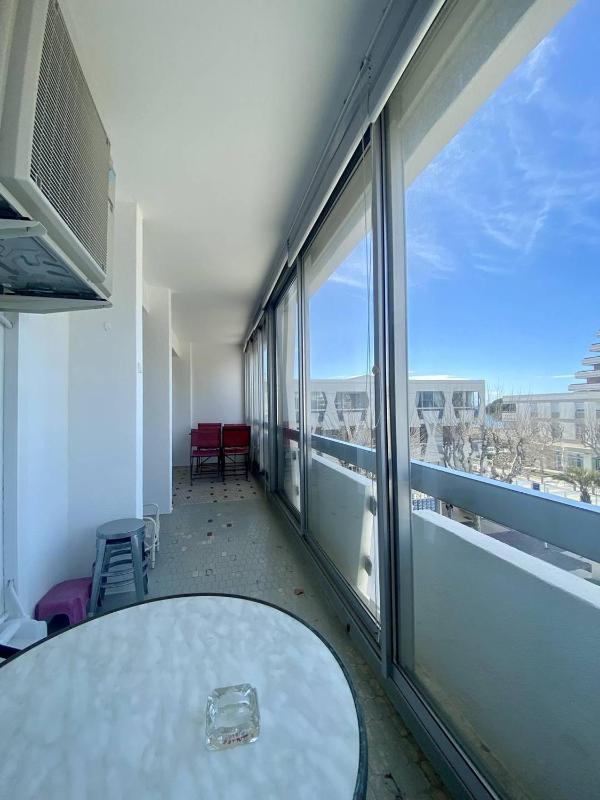 BEL APPARTEMENT CLIMATISE CENTRE VILLE T2 - 4 PERSONNES AVEC LOGGIA VUE SUR MER - image 11