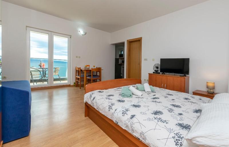 Apartments Villa Milas with pool - image 21