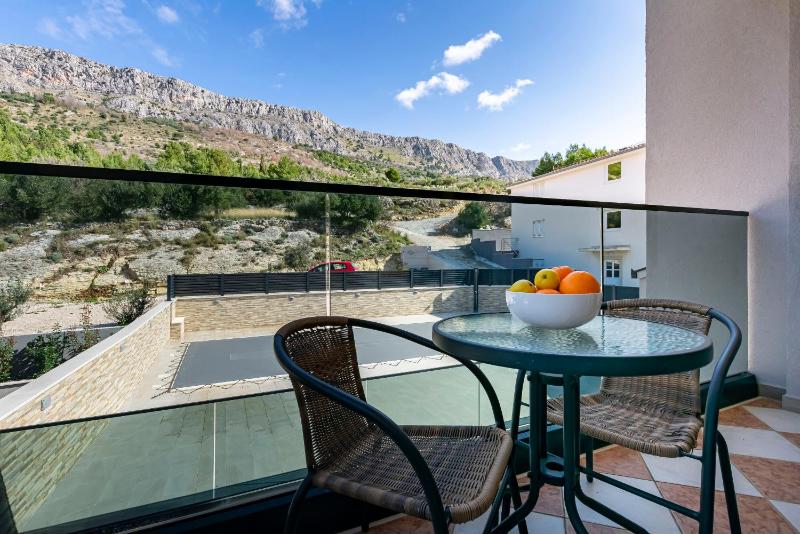 Apartments Villa Milas with pool - image 5