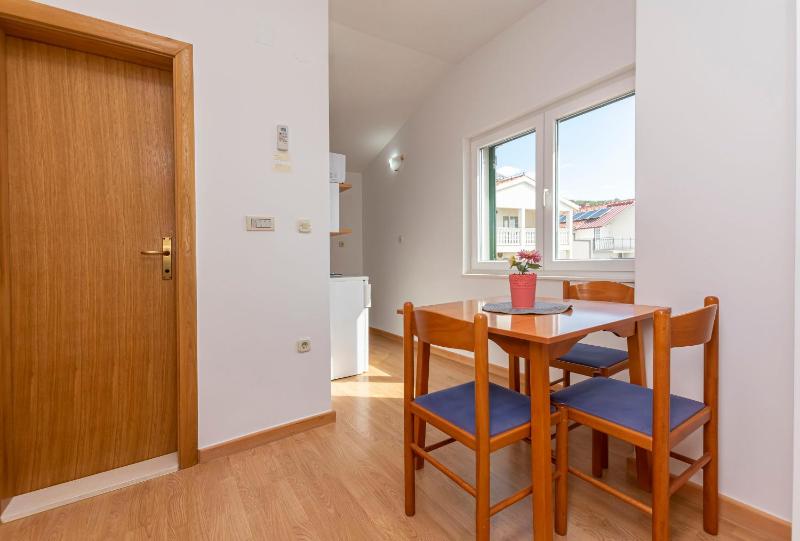 Apartments Villa Milas with pool - image 12