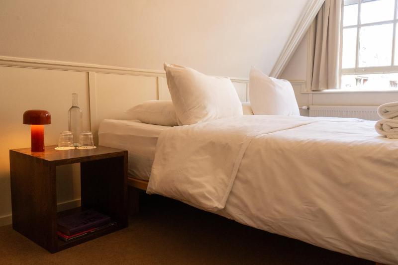 Standard Double Room image 1