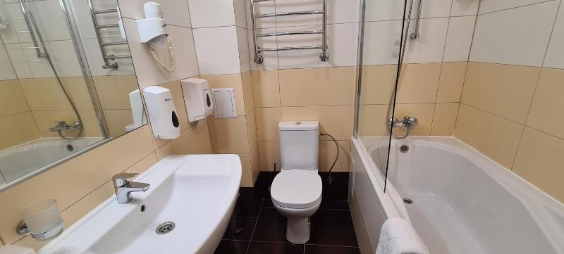 Superior King or Twin Room image 2