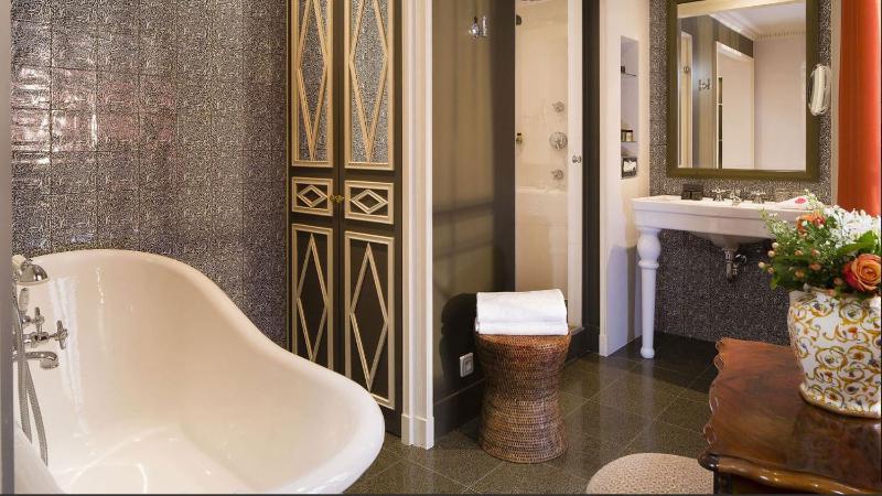 Deluxe Room with Terrace image 2