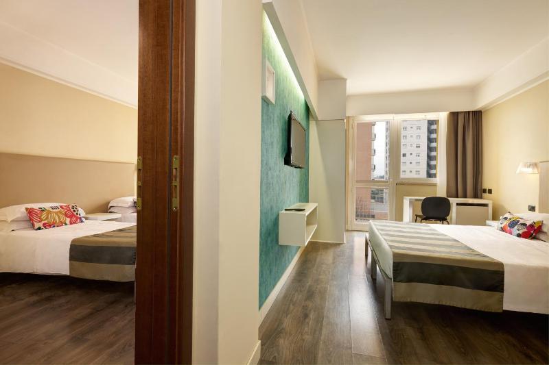 Family Room image 2