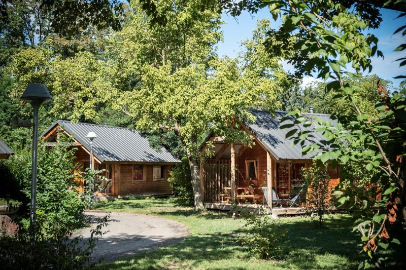 Chalet image 2