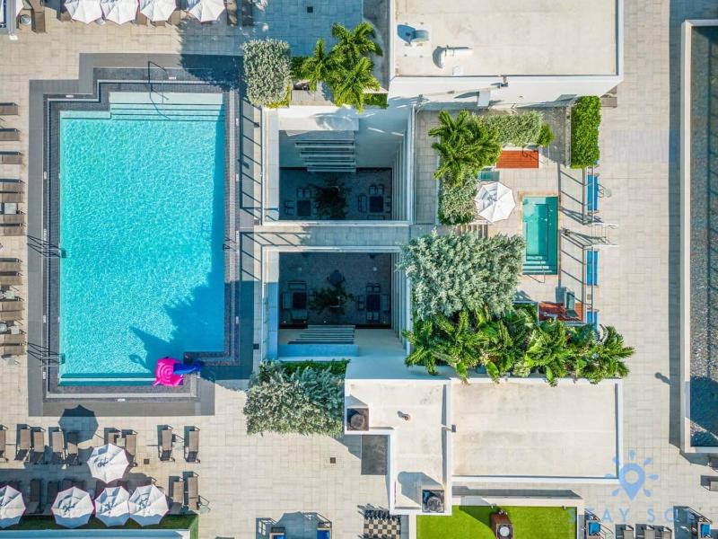 Worth Traveling Hot tub & Unique Rooftop pool - image 22