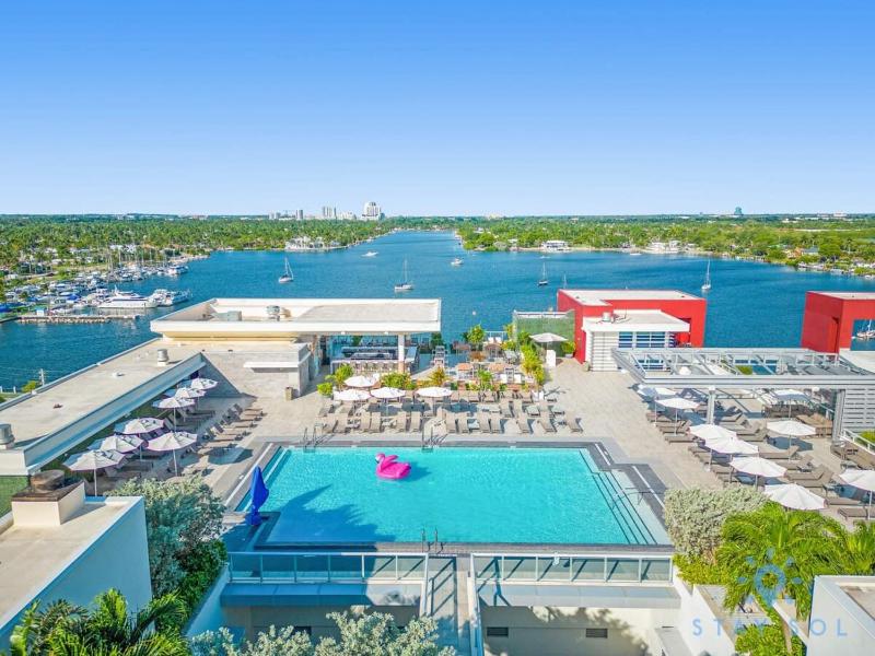 Worth Traveling Hot tub & Unique Rooftop pool - image 37