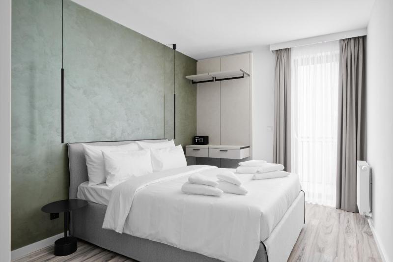 Collect Residence - image 15