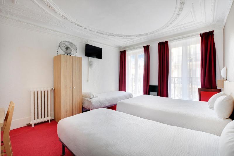 Quadruple Room image 1