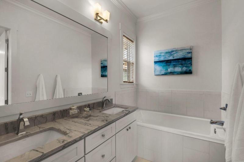 Beach House with Heated Pool 100 Steps from Beach - image 37