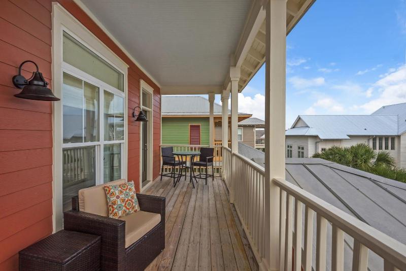 Beach House with Heated Pool 100 Steps from Beach - image 9