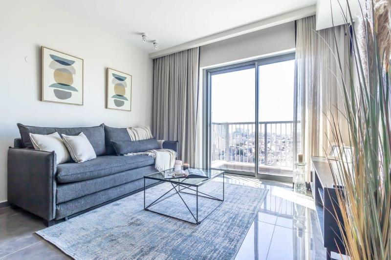 1 Bedroom Savyon View - Isrentals - image 1