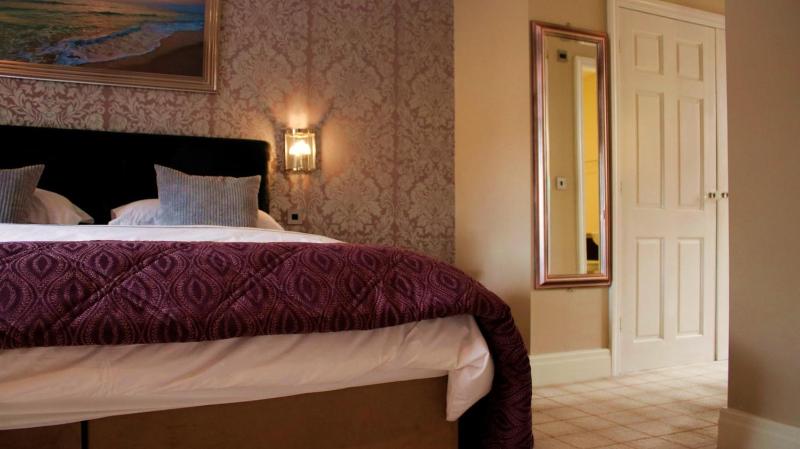 Suite 5 image 4