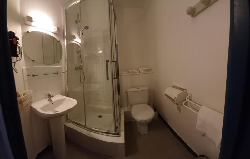 Standard Family Room image 4