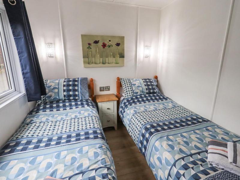 Lavender Lodge - image 24