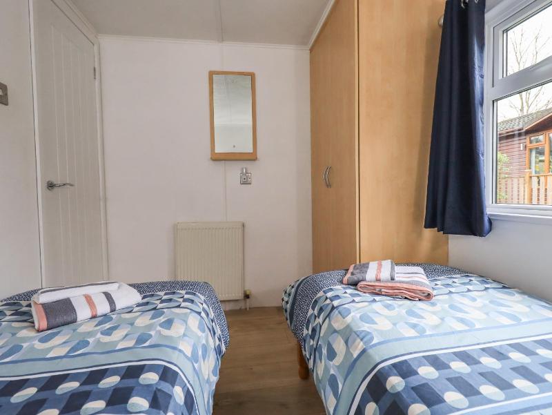 Lavender Lodge - image 17